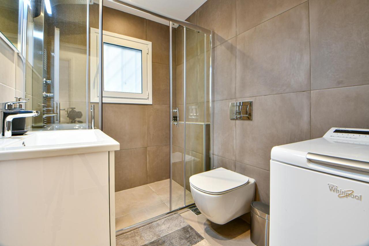 Boutique77 Luxury Apartment Athens Exterior photo